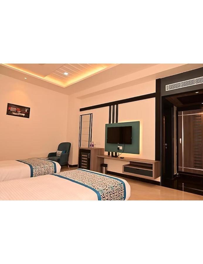 Satya Inn, Varanasi